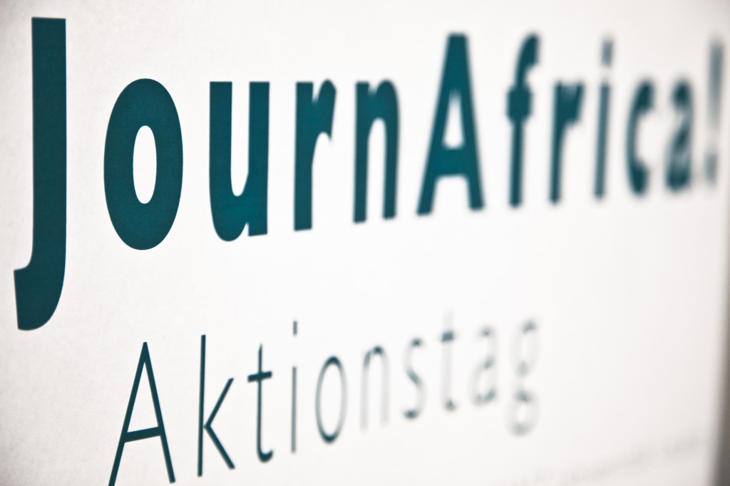 JournAfrica! will mit alten Afrika-Klischees aufräumen, Copyright: Screenshot http://gutenachrichtenafrika.files.wordpress.com/2014/05/journafrica_logo_groc39f.jpg